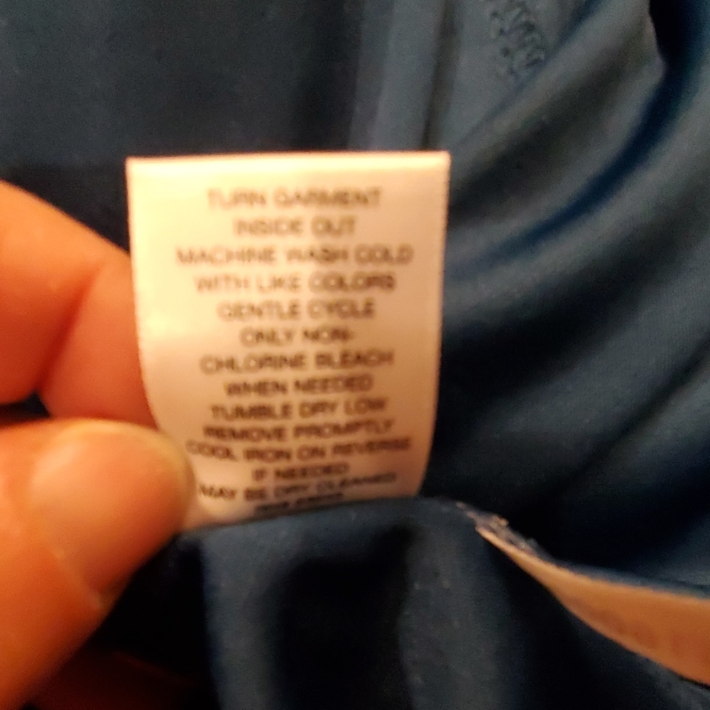 NY&C lace bell sleeve dress - Picture 8 of 8